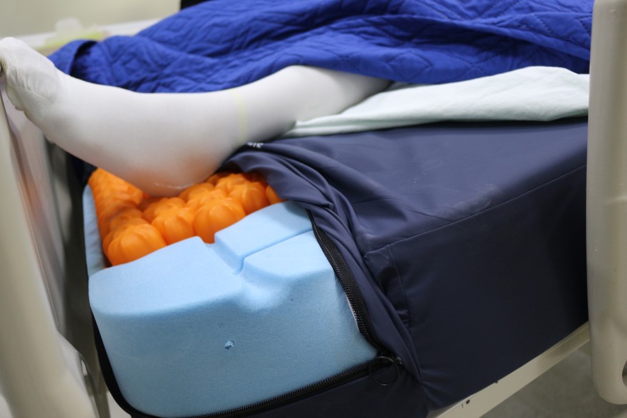 Hospital de San Fernando incorpora colchones para la prevención de lesiones en pacientes complejos