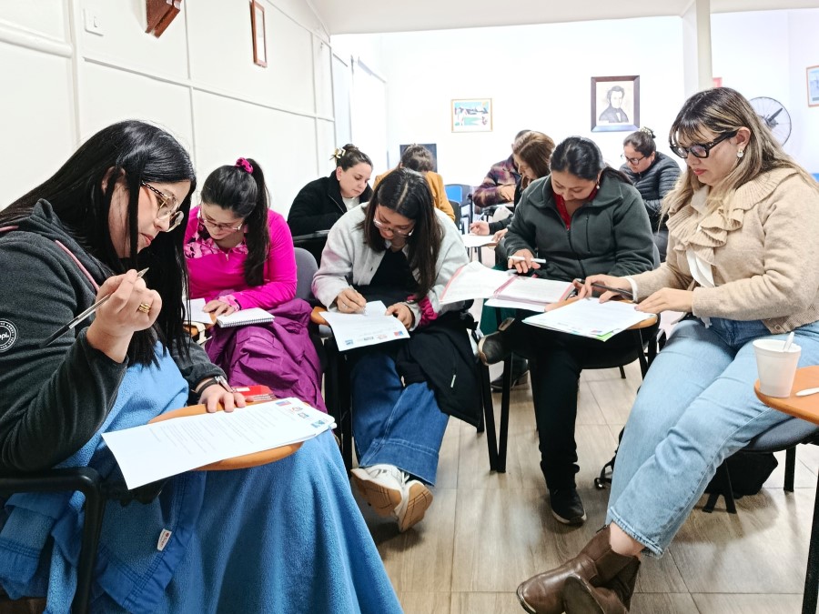Hospital de San Fernando avanza hacia acreditación del Programa RNAO tras exitosa tercera jornada de formación de 