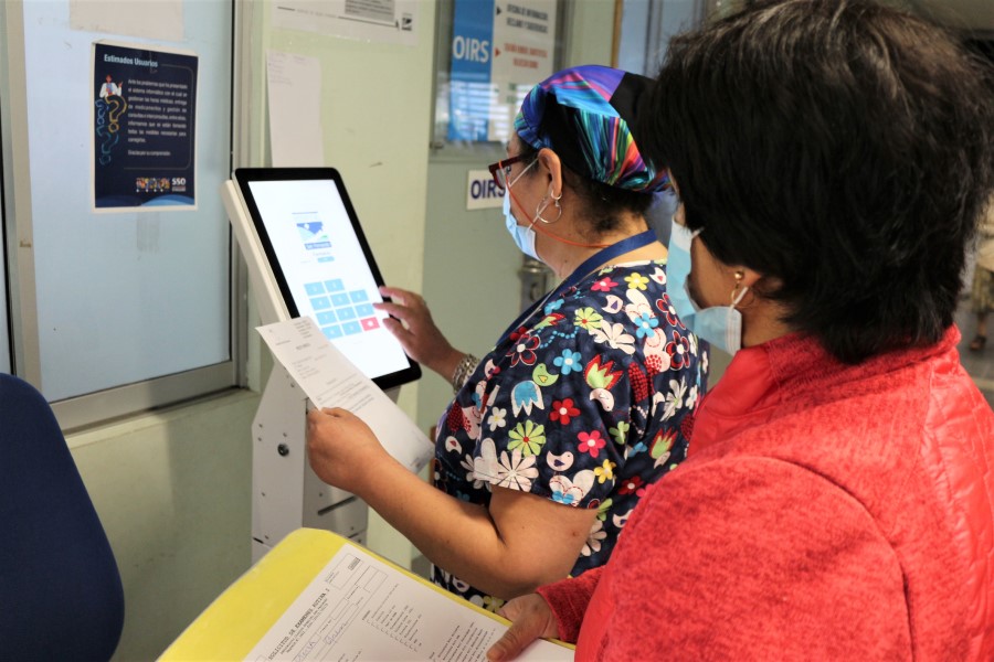 Hospital San Fernando implementa nuevo sistema de atención para retiro de recetas